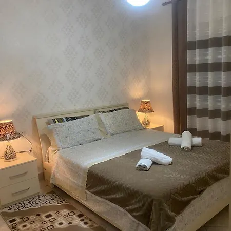 Apartment 3 New In The Center *