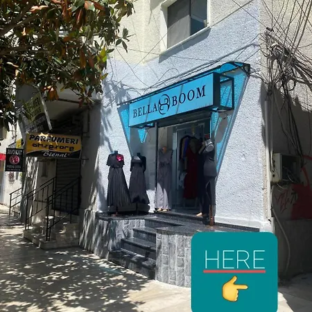 3 New In The Center Apartment