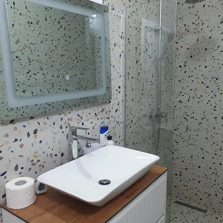 3 New In The Center Durres