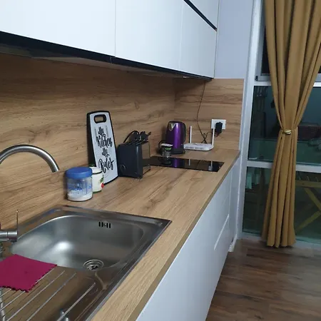 3 New In The Center Apartmán