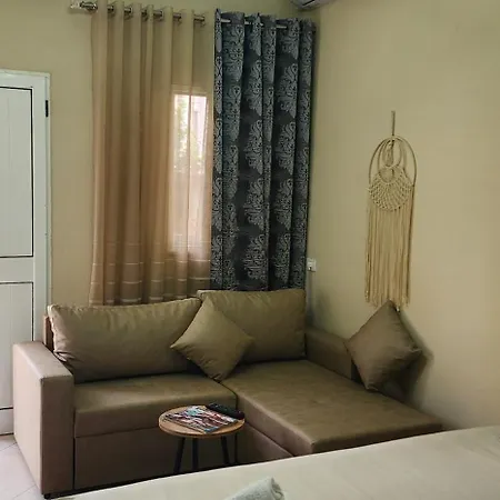 3 New In The Center Apartment