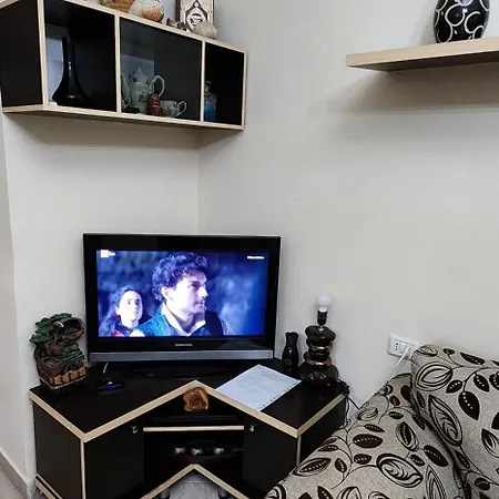 3 New In The Center Apartment *