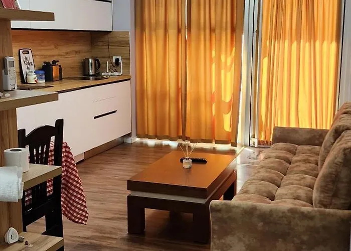 3 New In The Center Apartman Durrës