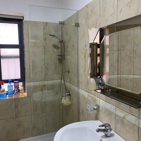 Lägenhet 3 New In The Center