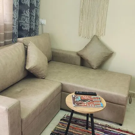 Appartement 3 New In The Center Durrës