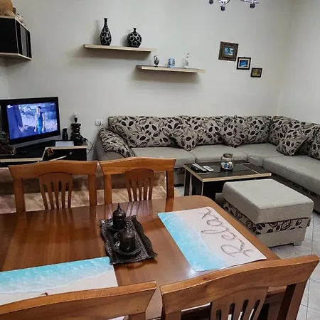 3 New In The Center Appartement