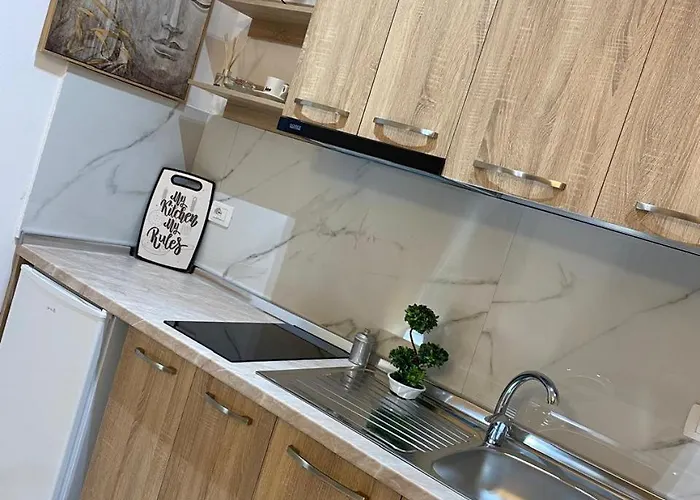 3 New In The Center Durrës